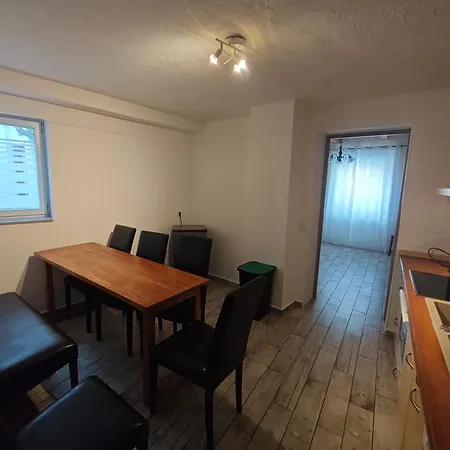 Im Herzen Des Lausitzer Seenlandes Hoyerswerda