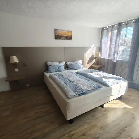 Im Herzen Des Lausitzer Seenlandes Hoyerswerda